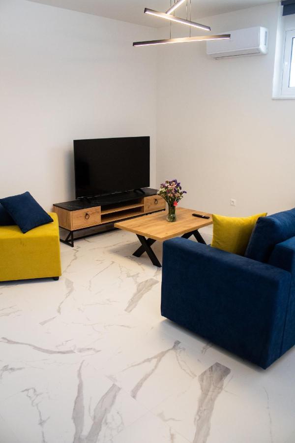 Elias Studio - Near To The Port Of Rafina And The Airport Of Athens Agios Spyridon  Bagian luar foto